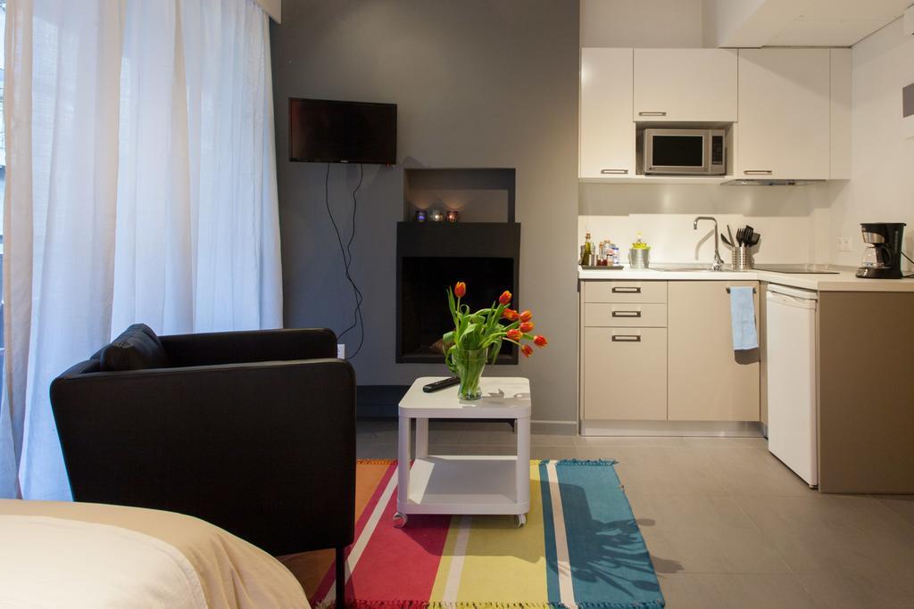 Homz Studios Neapolis Афины Экстерьер фото